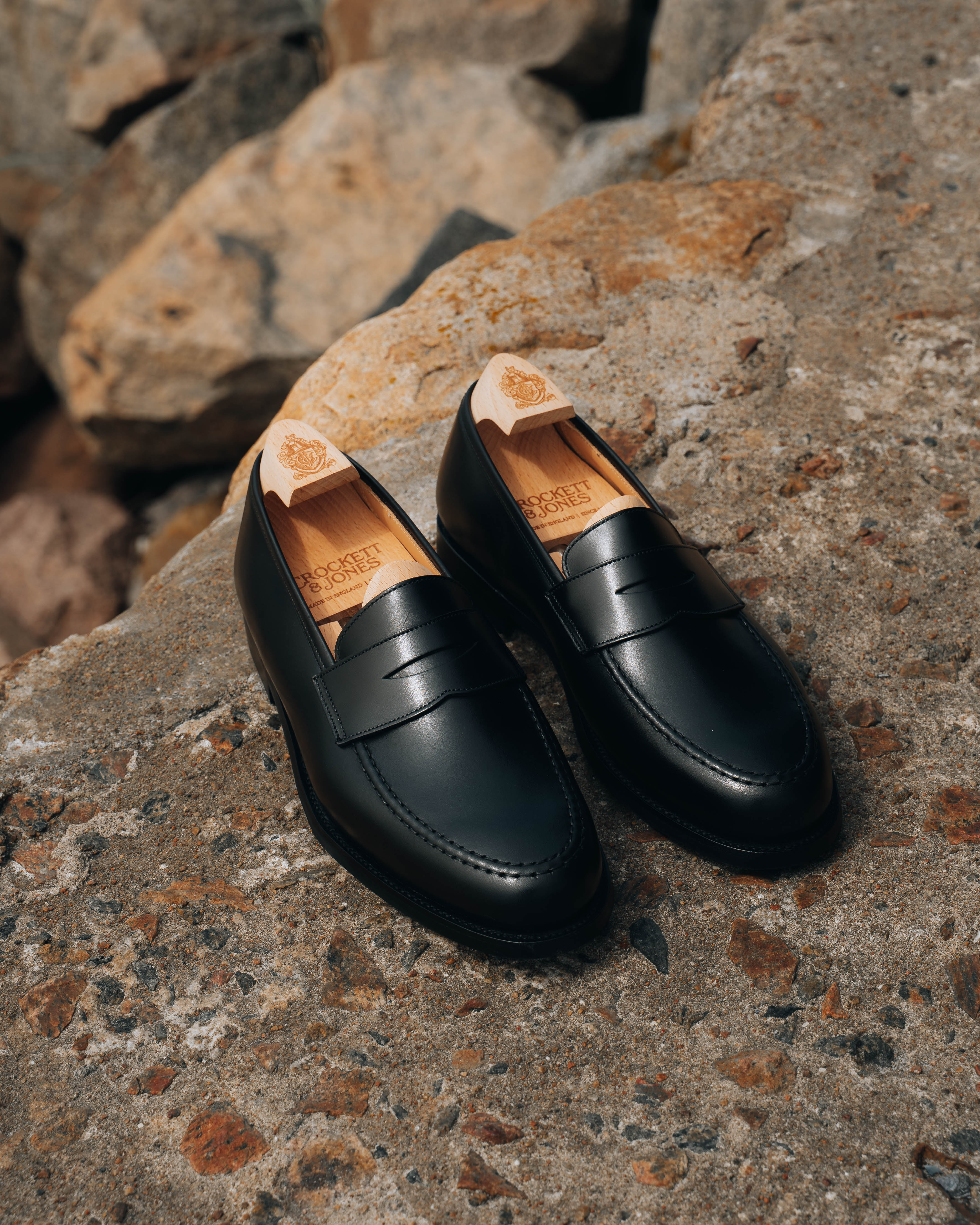 Crockett & Jones – Men's Penny Loafers in Black Cavalry Calfskin