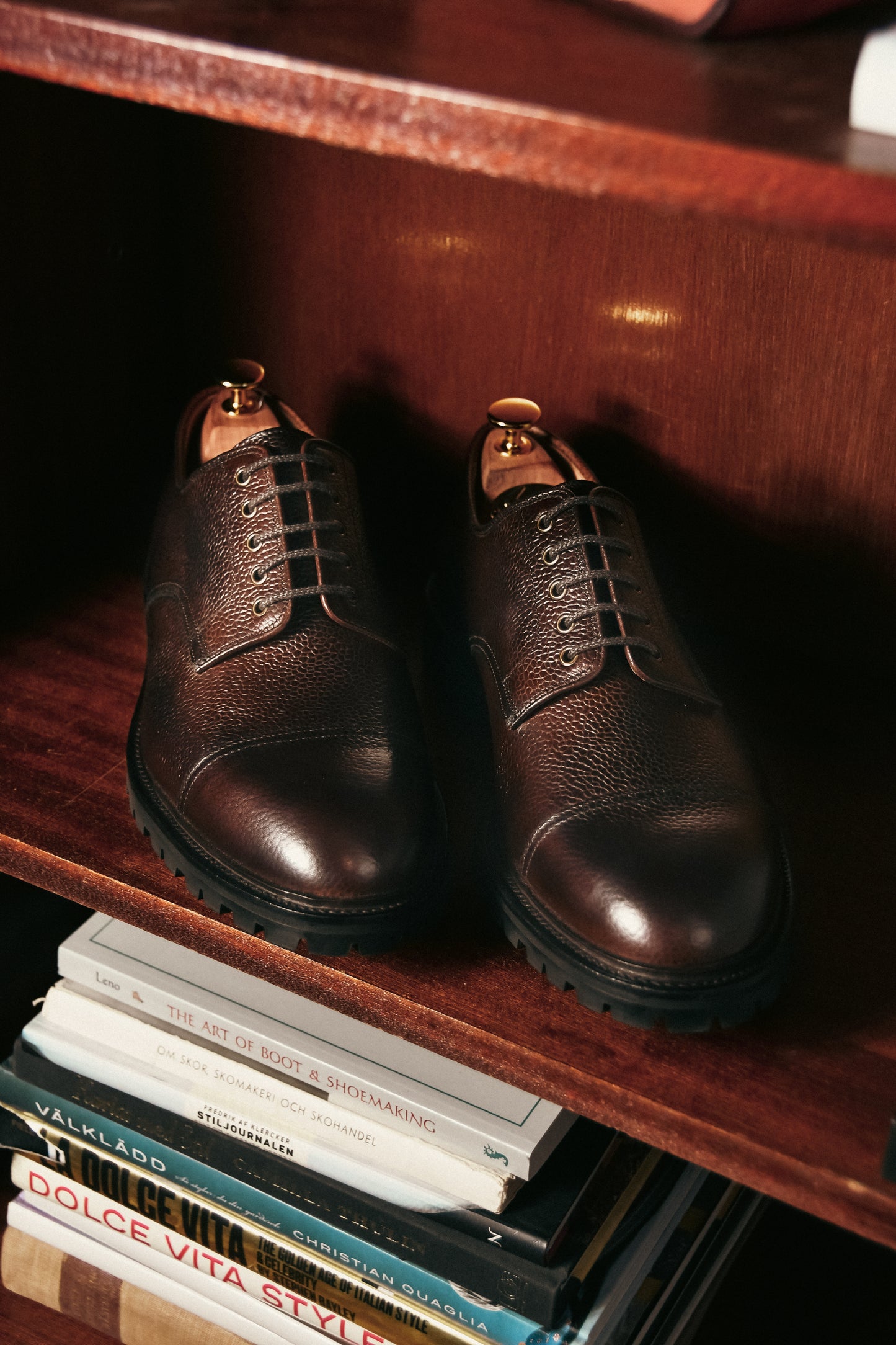 Sandhurst Dark Brown Grain 'Vibram' Crockett & Jones