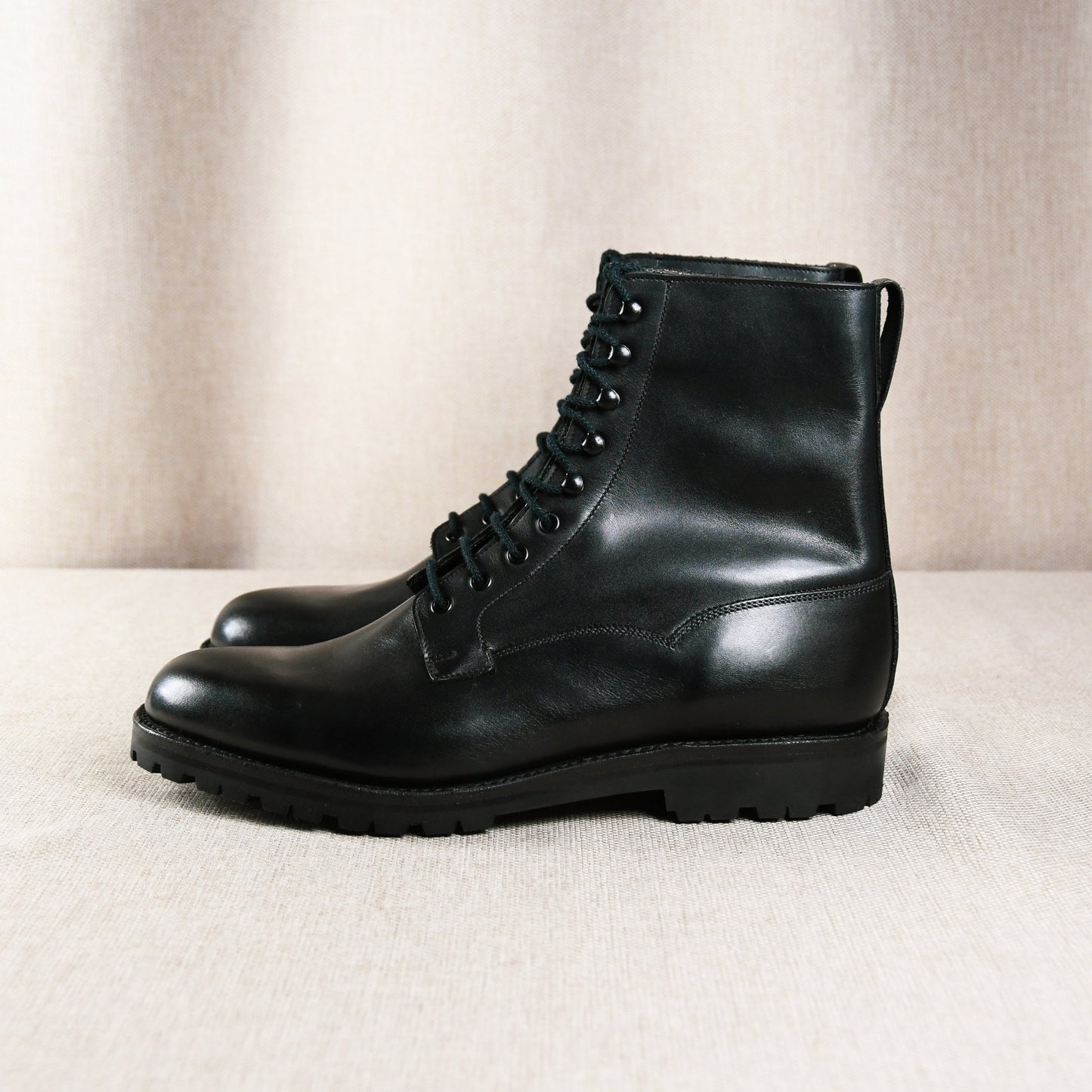 Snowdon Black Waterproof Side 'Commando' Crockett & Jones - Hammargruppen