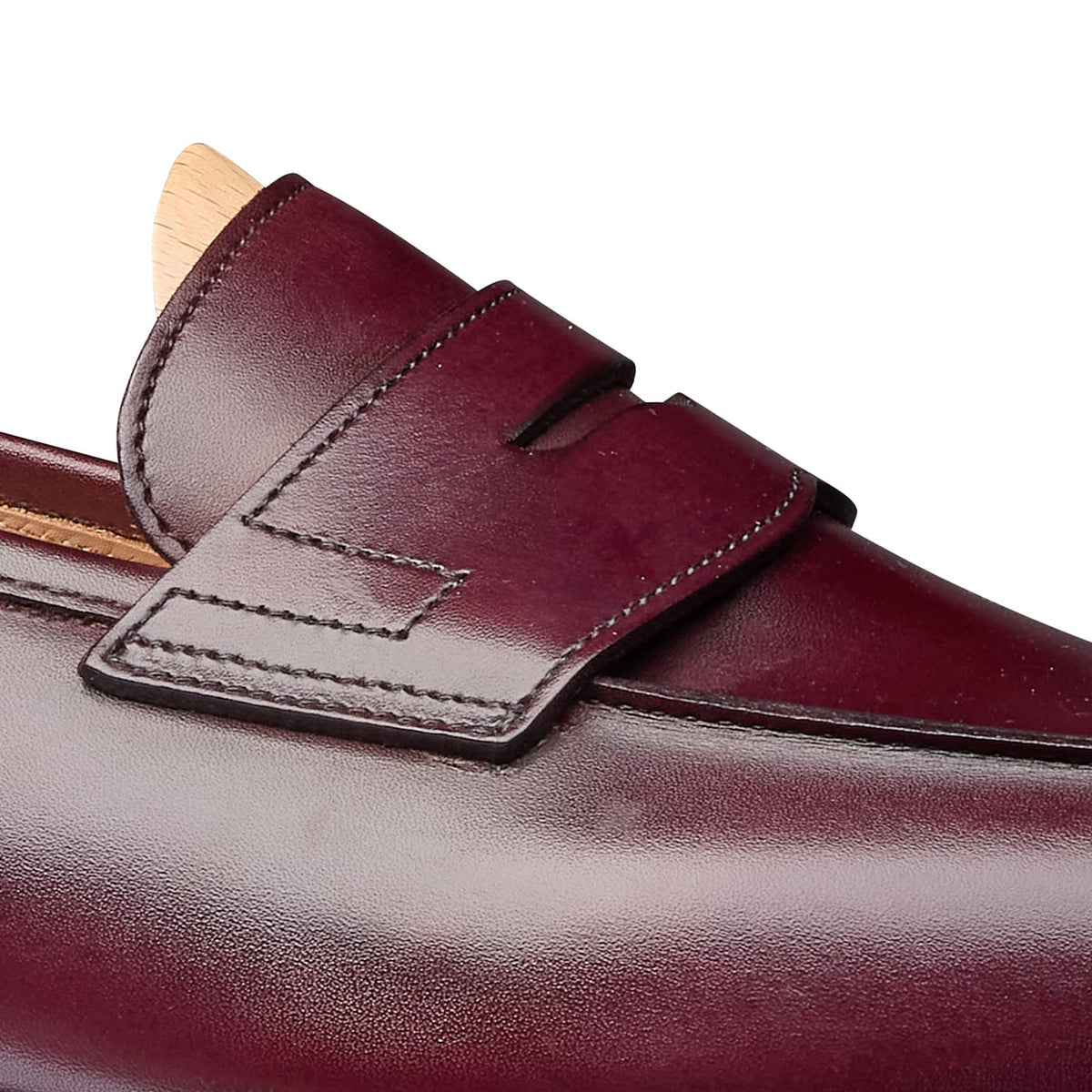Grantham 2 Burgundy Calf Penny Loafers Herr – Crockett & Jones