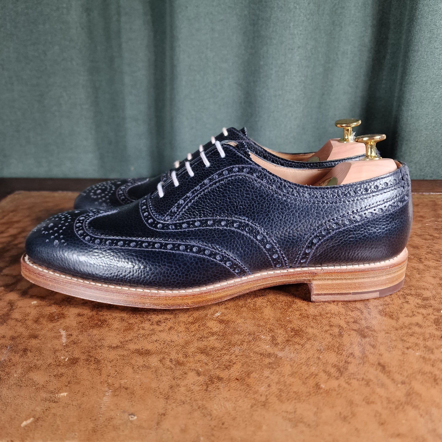 Suffolk Navy Grain (8,5E) Crockett & Jones