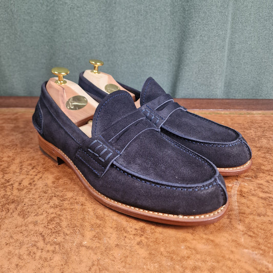 Seaton Navy Suede (7,5E) John Brommel's