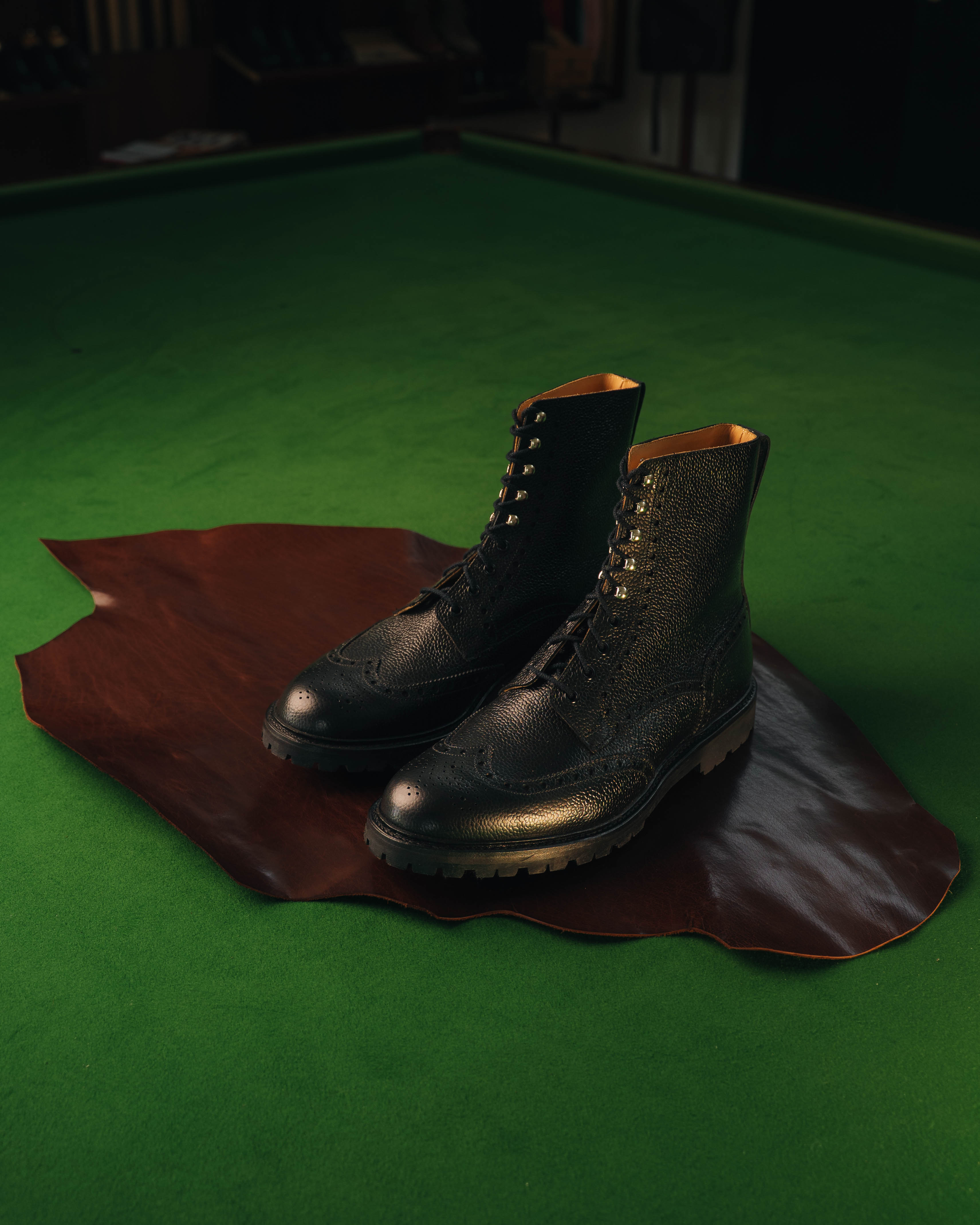 Crockett & Jones Islay – Black Men's Boots in Scotch Grain with
