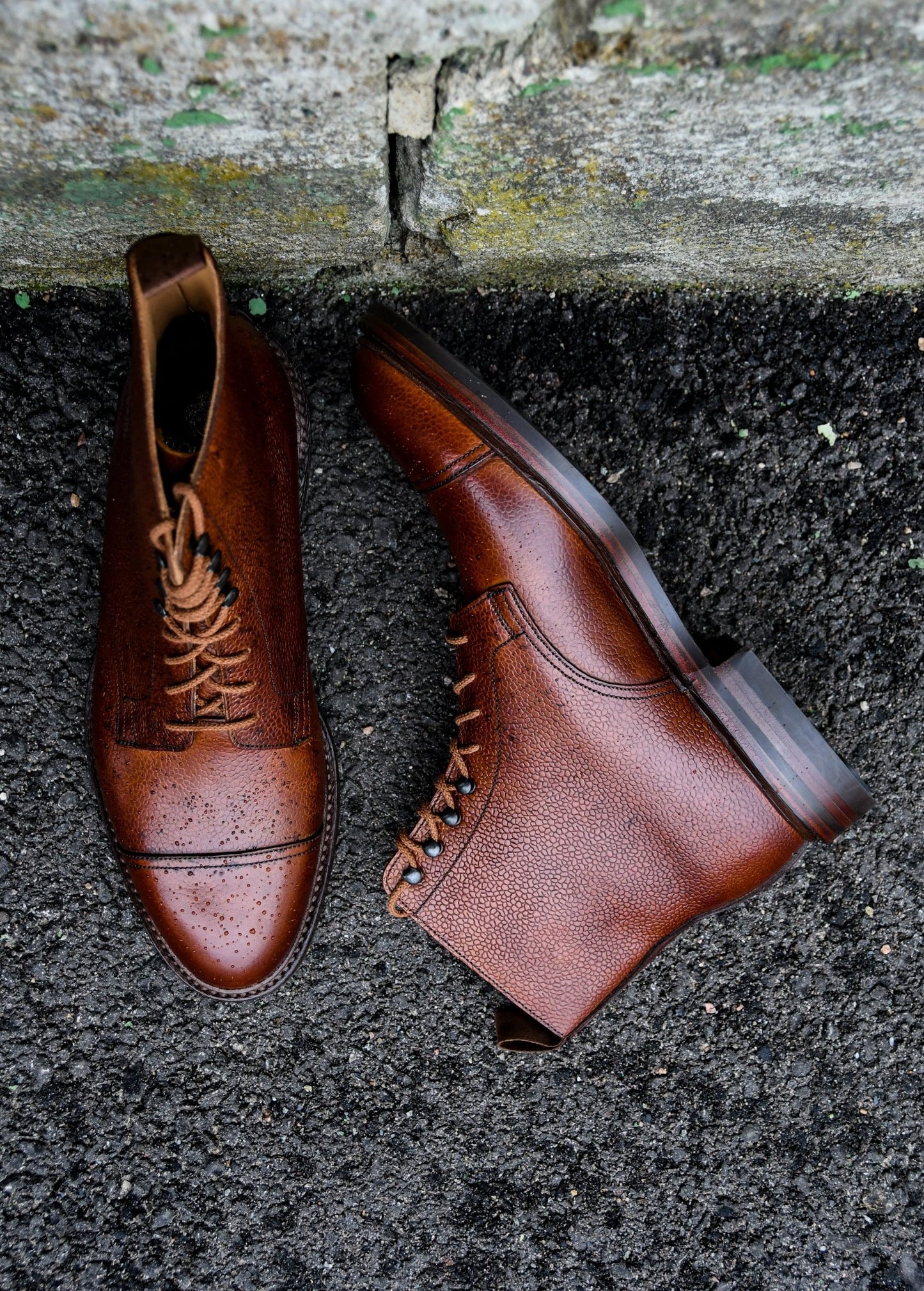 Coniston Derby Boot, Tan Scotch Grain ‘Dainite’ Crockett & Jones - Hammargruppen