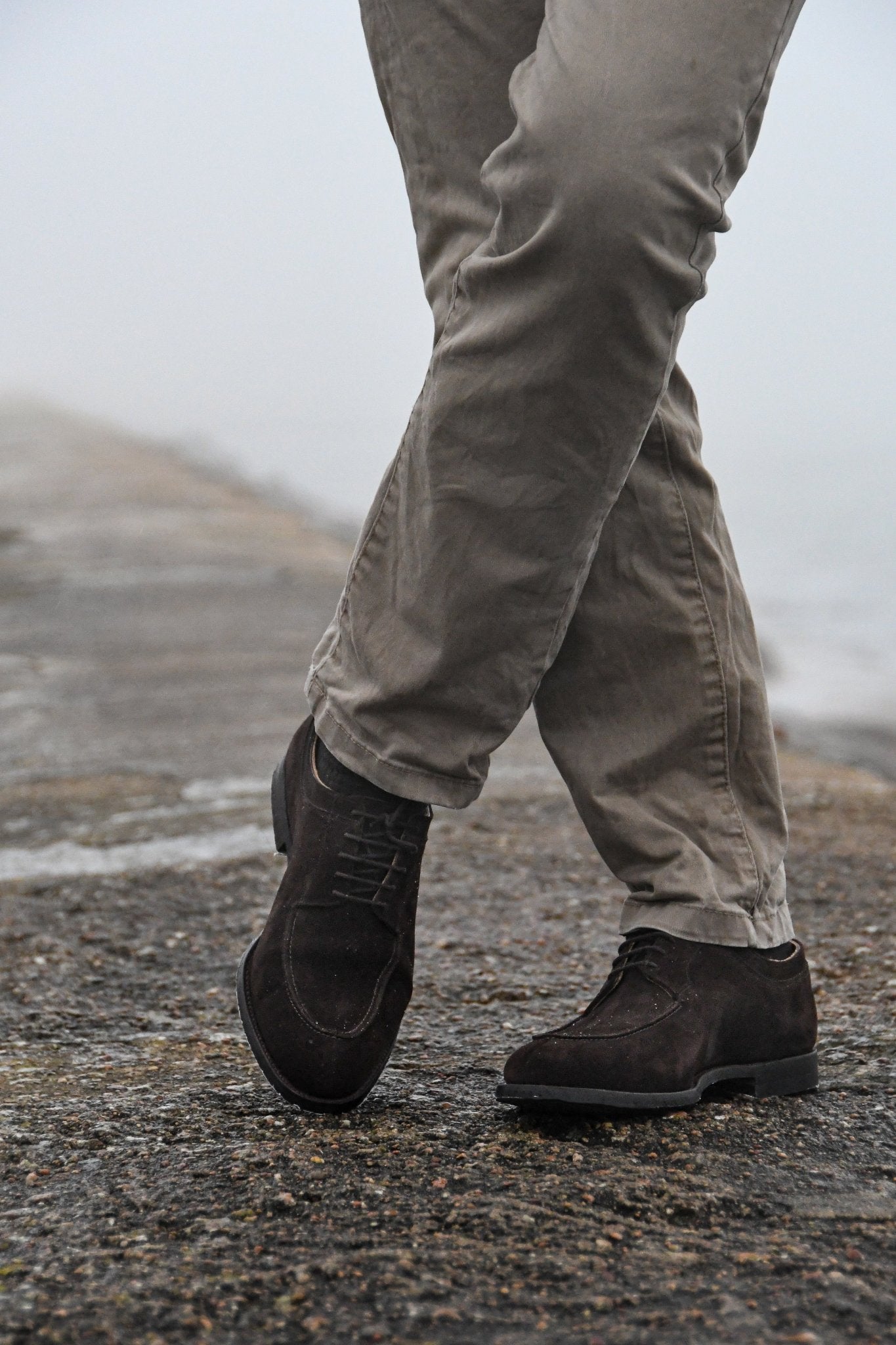Hardwick Derby, Dark Brown Suede ‘City’ Crockett & Jones - Hammargruppen