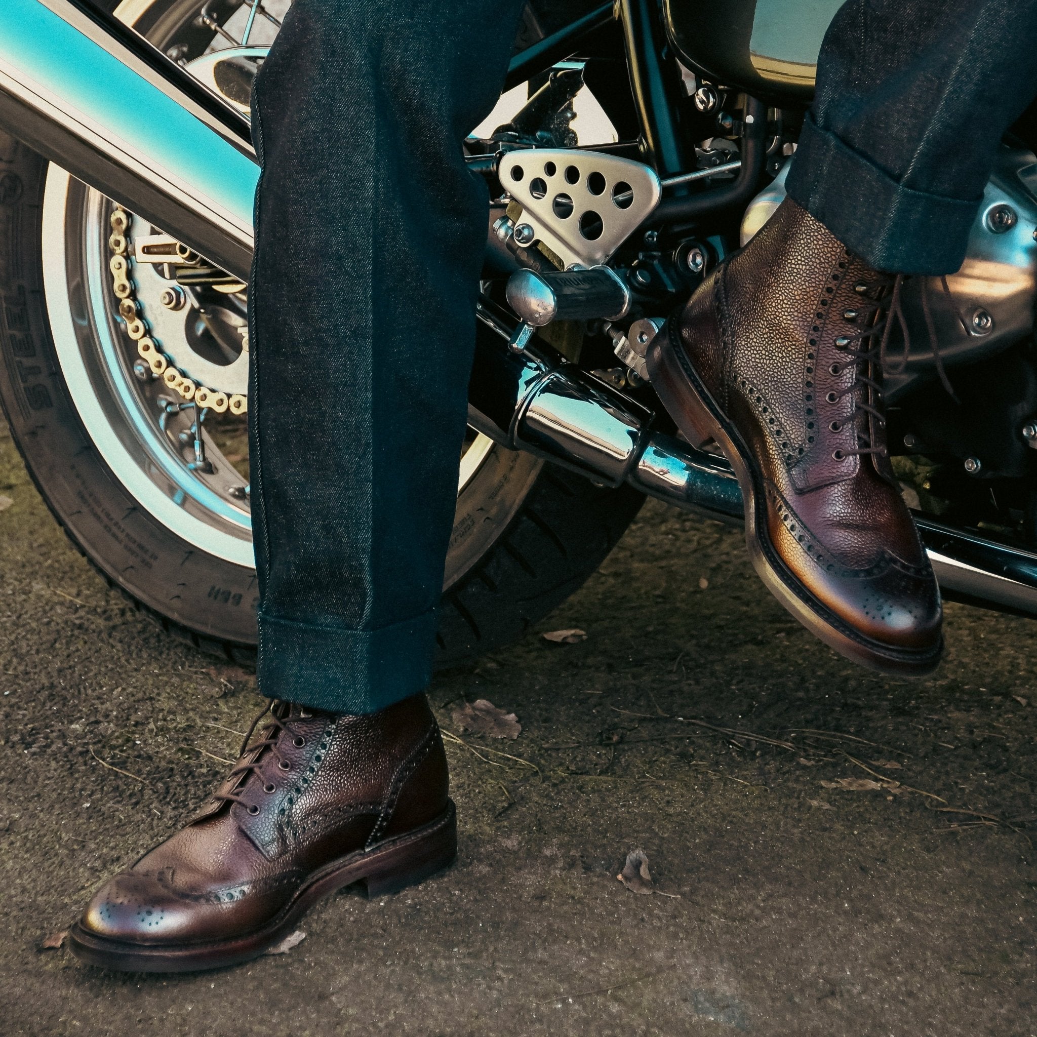 Islay Derby Boot, Dark Brown Scotch Grain ‘Dainite’ Crockett & Jones - Hammargruppen
