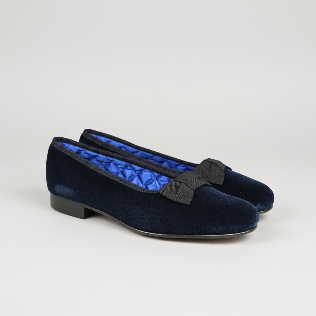 Opera Pump Navy Velvet, Bowhill & Elliott - Hammargruppen
