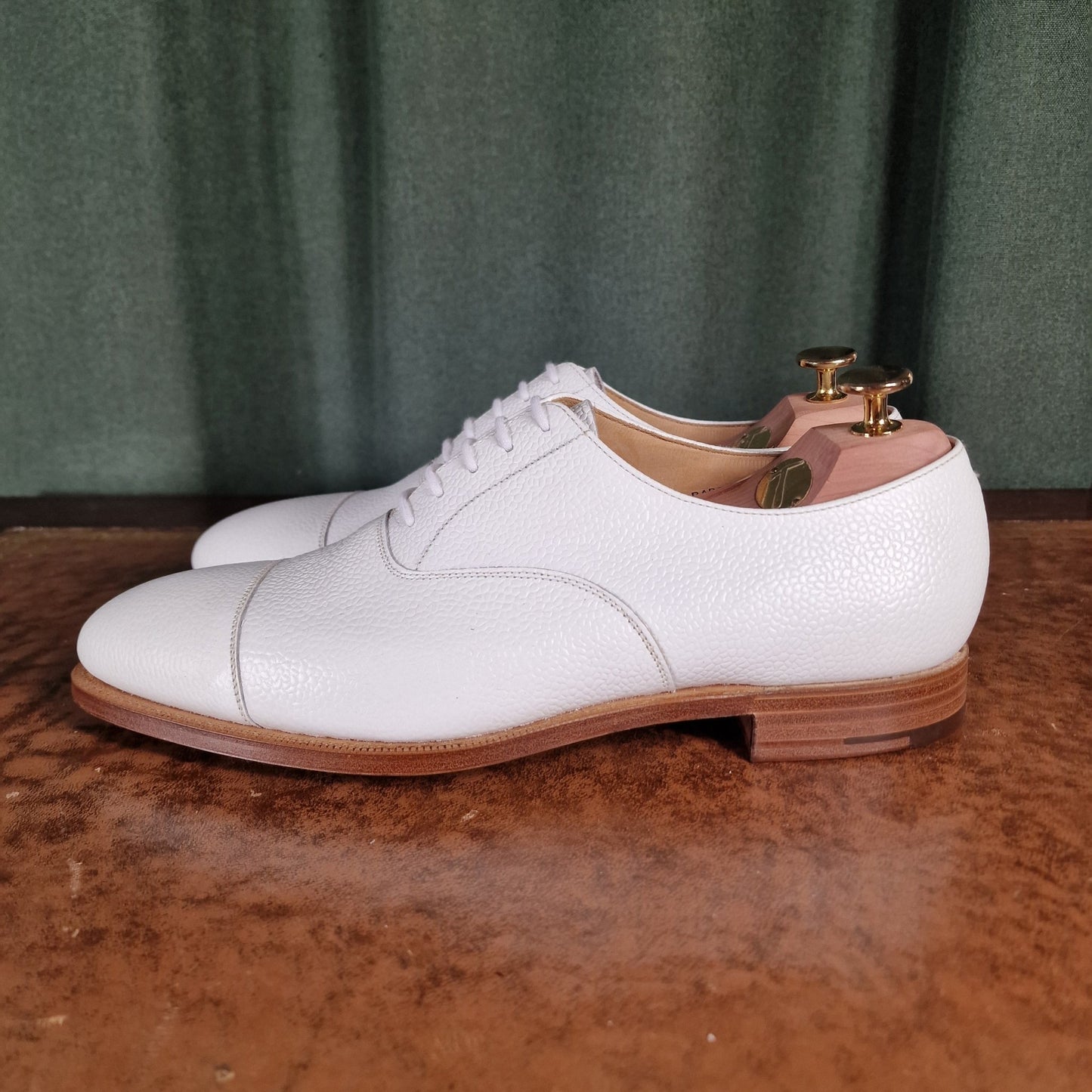 Radstock White Scotch Grain (7,5F) Crockett & Jones - Hammargruppen
