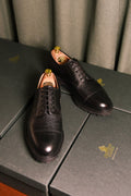 Sandhurst Derby, Black Scotch Grain 'Vibram' Crockett & Jones - Hammargruppen