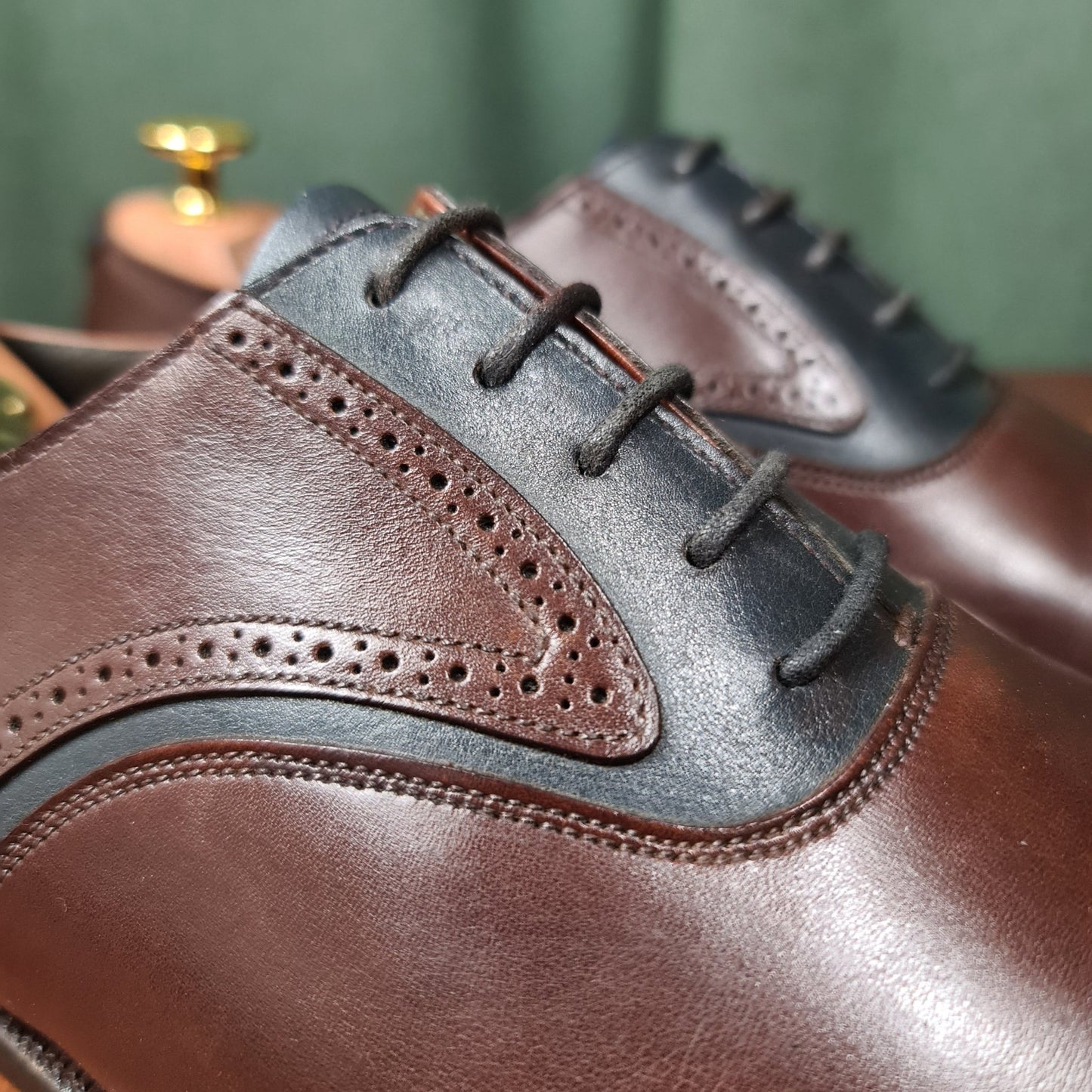 Wadhurst Oxford Dark Brown & Navy Calf (8,5E) Crockett & Jones - Hammargruppen