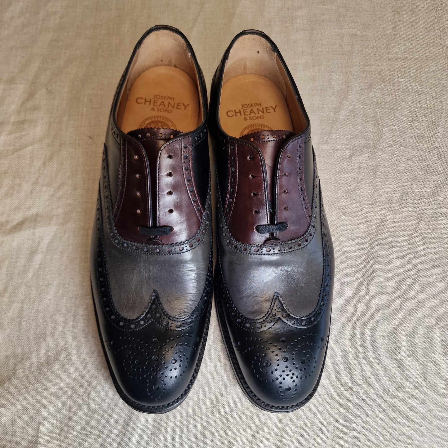 James II Black/Grey/Burgundy Calf (8,5F) Joseph Cheaney & Sons - Hammargruppen